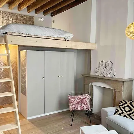 Maison Avec 4 & Rooftop En Plein Centre - Place Saint Paul בית נופש